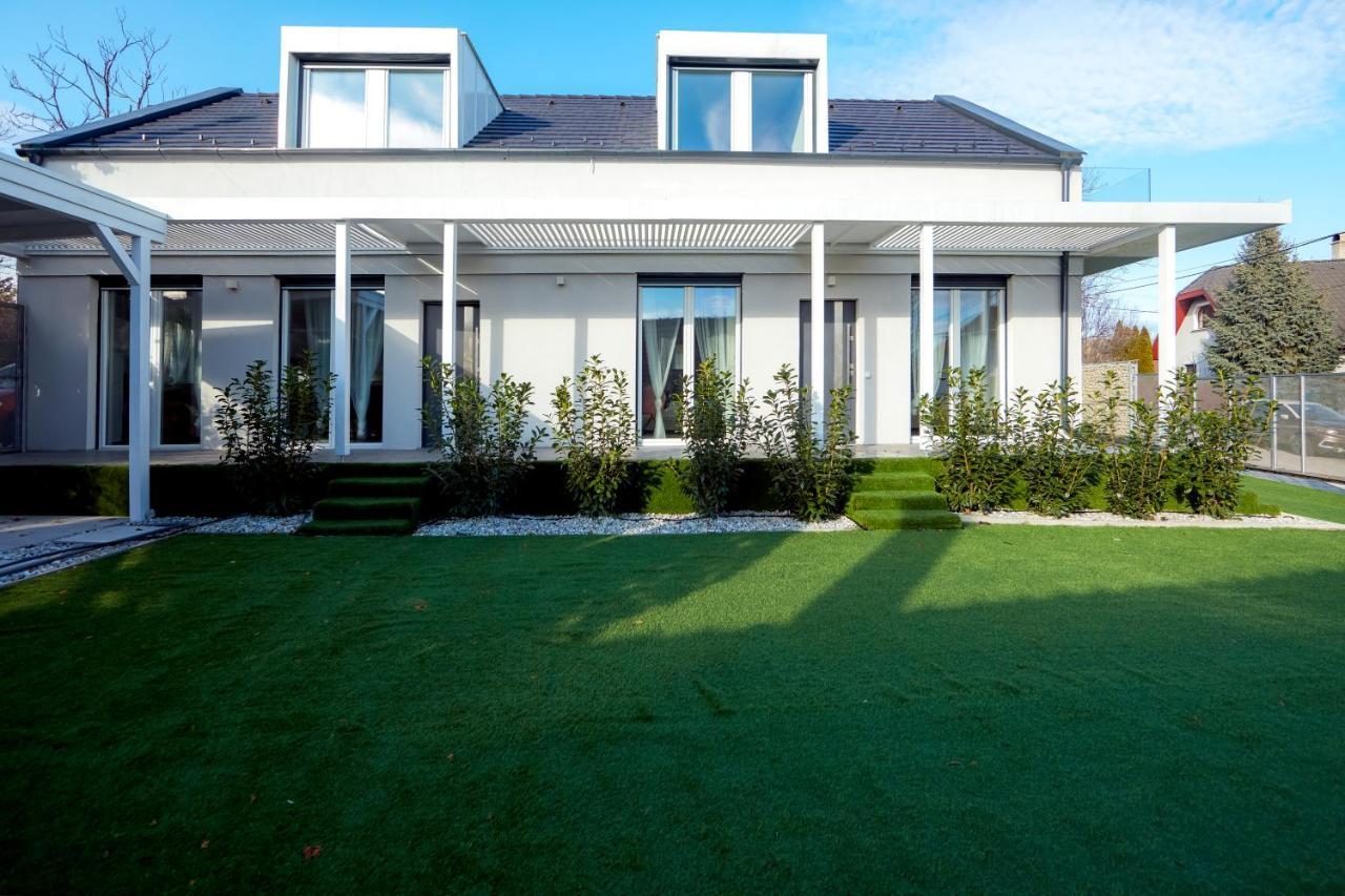 A9 Luxury Balatonudvari Villa Exterior foto